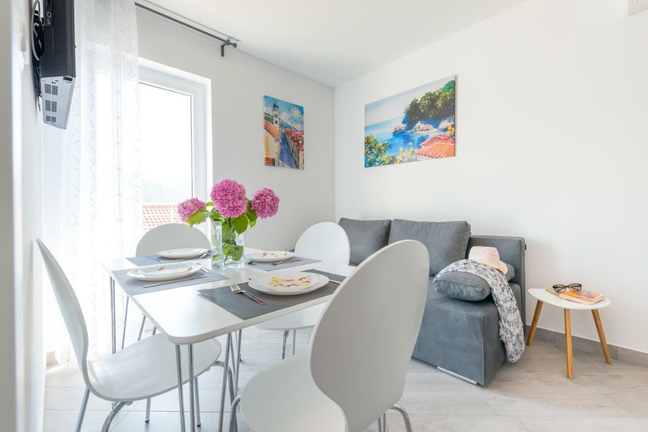 Apartment Pezo *