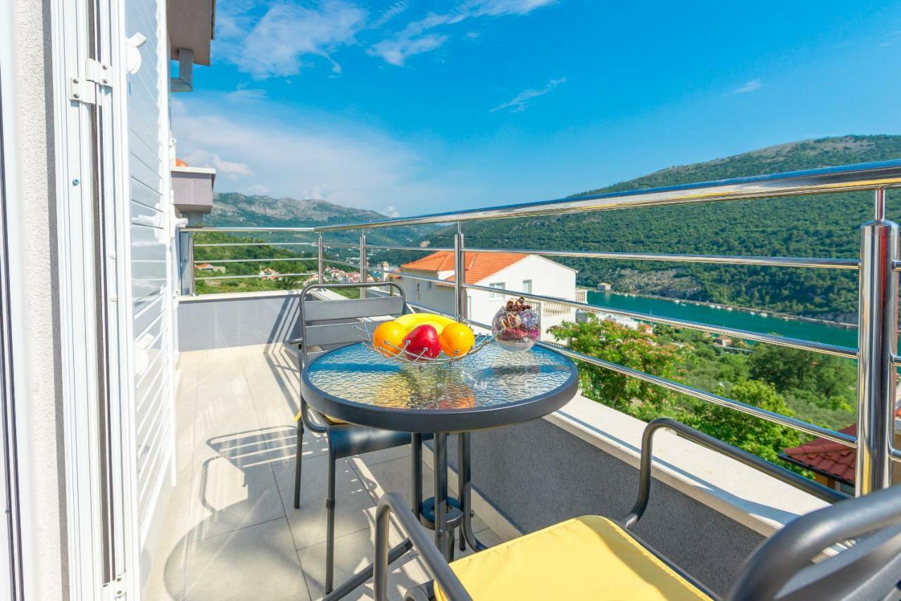 Apartment Pezo