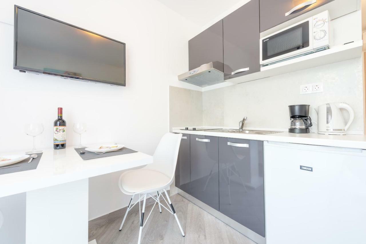 Pezo Apartment Mokosica